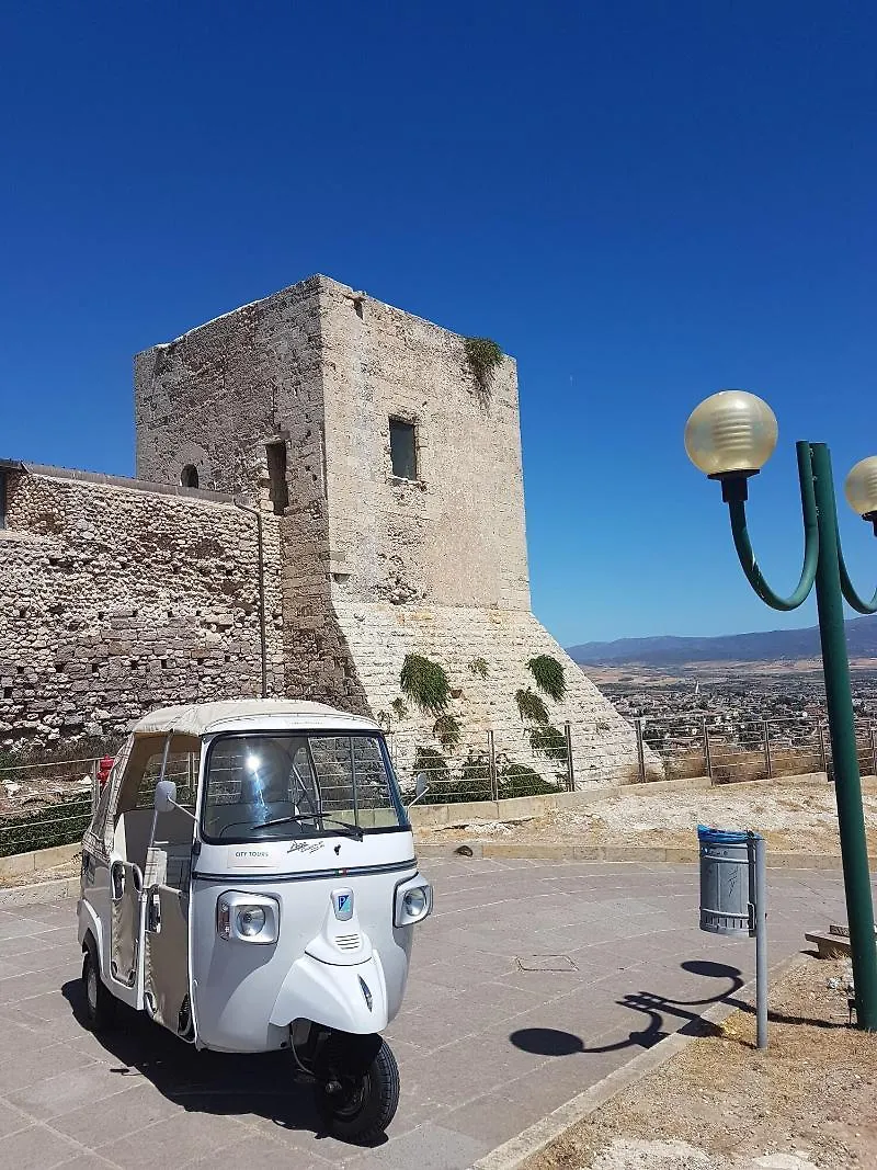 Casa Marina Guesthouse Κάλιαρι 3*,
